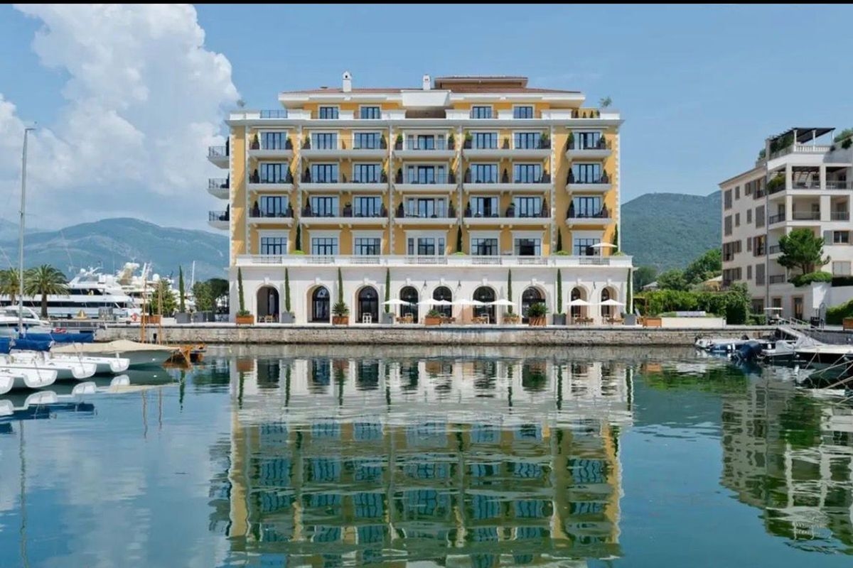 Radisson Blue Residences Tivat