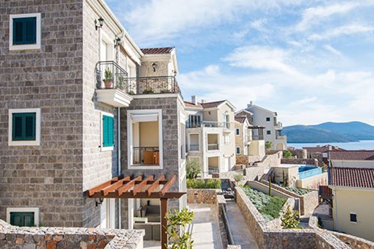 Luštica Bay