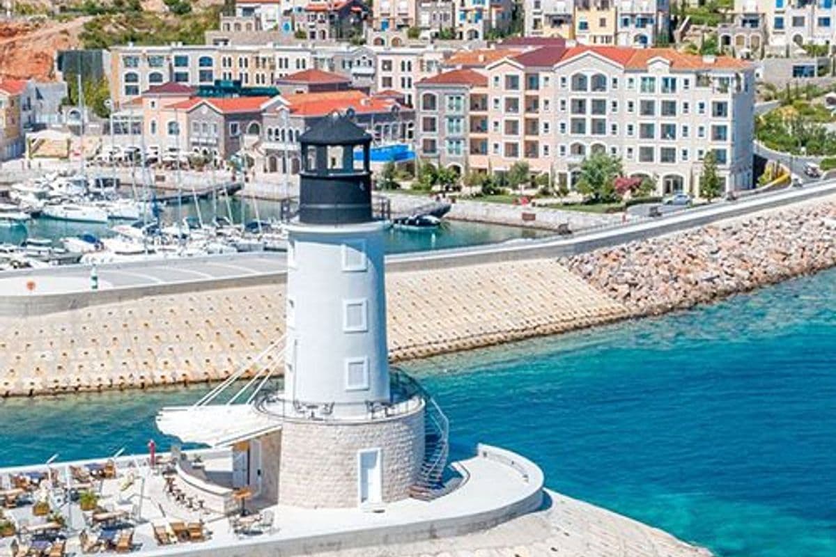 Luštica Bay