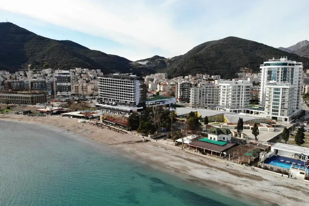 Radisson Collection Hotel President